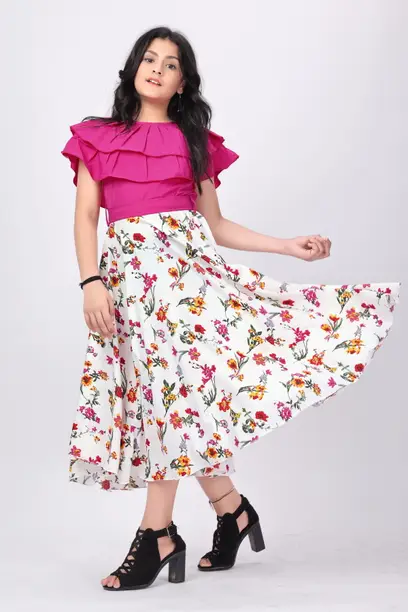Girls wear